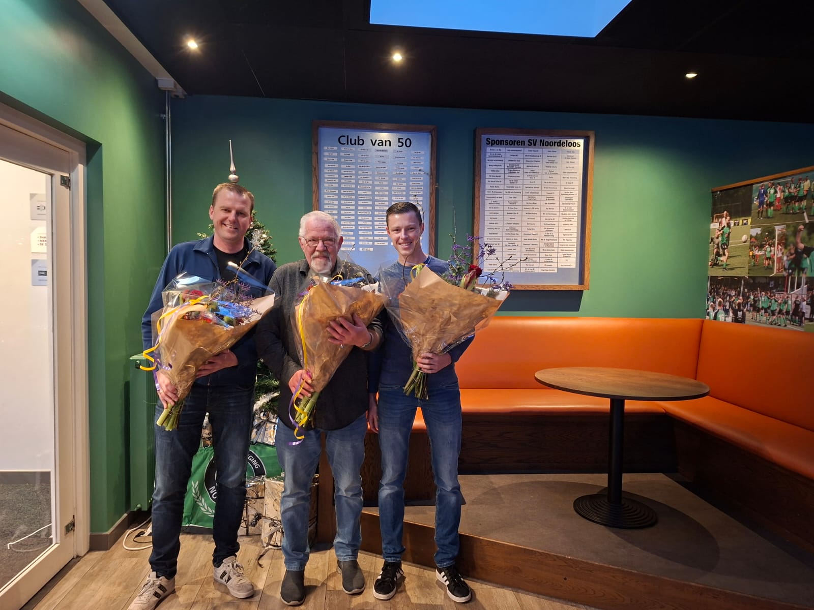 Jubilarissen gehuldigd